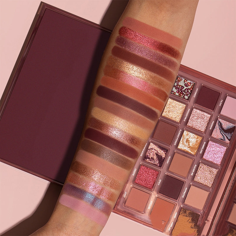 18-Color Rose Eyeshadow Palette
